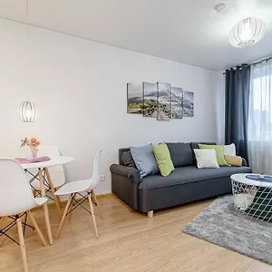 Bright Apartment,for 1-4,near Old Town * Vilnius