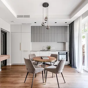 Luxurious In Old Town By Reside Baltic *