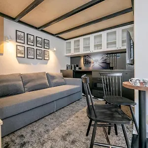Stylish In Old Town/ Urban Rent * Vilnius