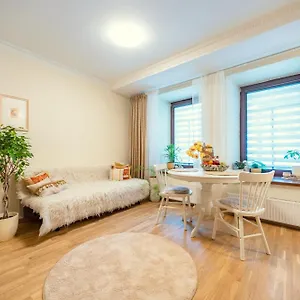 Cozy Roomita *