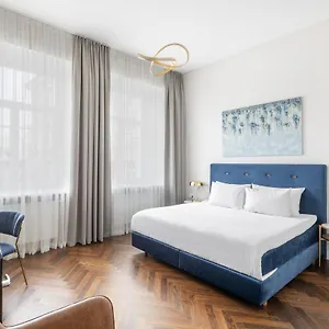 Aparthotel Grand Crown