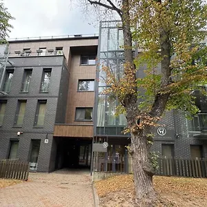 Apartamentai Prie Kalnu Parko Apartment *