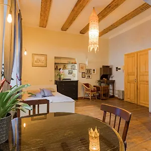 Vintage Old Town Apartment Vilnius