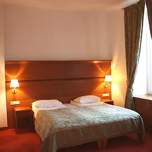 Hotell Embassy Balatonas 4*