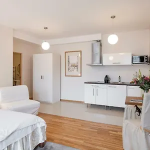 Aparthotel Stepono 3*
