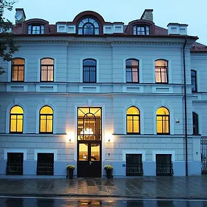 Hotel Moon Garden 4*