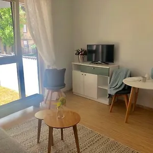 Apartment Sweet Home6 *
