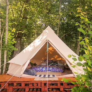 Bohostay Stovyklaviete Glamping *
