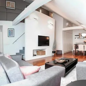 #stayhere - Spacious Luxury Town Hall 3bdr Apartment *