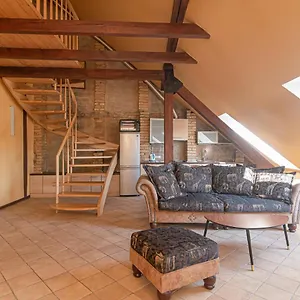 Spacious 2-bedroom With Sauna In Old Town By Urban Rent Apartment