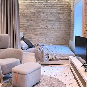 Angel House Vilnius, 17 *
