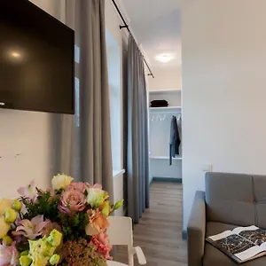 Apartment 9010 *