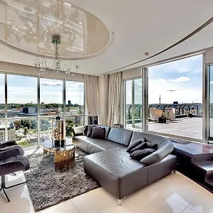 Cohost I Luxury City, River Views I W-100m2 Living Space & Terrace I Garage Parking * Vilnius