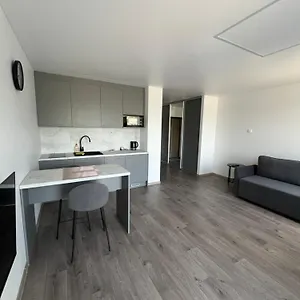 Apartment Spacious, Cozy Place In
