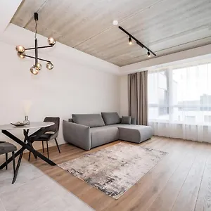 Luxury Near Downtown