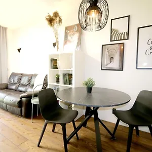 Beautiful Urban Oasis Apartment Vilnius
