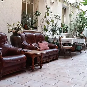 Flamingo 3*