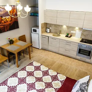 Hazel Apartment