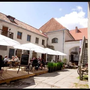Guest house Seven Fridays