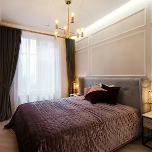 Flamingo Apartment *