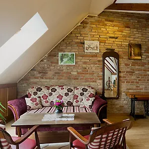 Bed & Breakfast Bernardinu House 2*