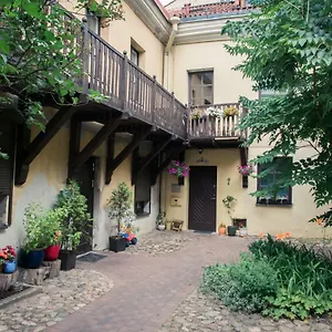 Old Town - 3 Bedroom *