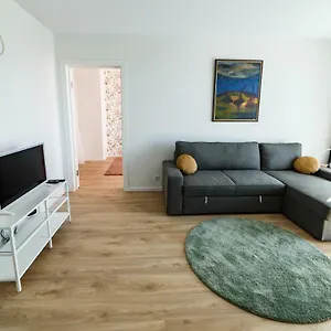 Spacious Close To The Old Town *