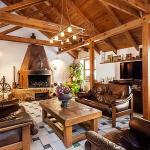 House Of Sun Bed & Breakfast